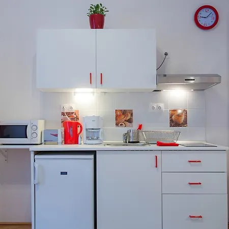 Parking, Ac, Wifi Flat Next To Andrassy Ave بودابست